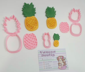 Pineapple cutter